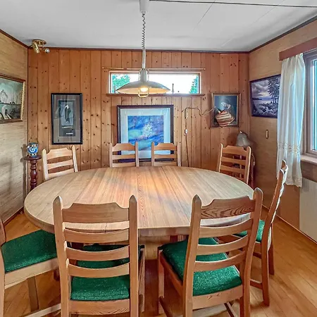 Lovely In With Wifi Holiday home *