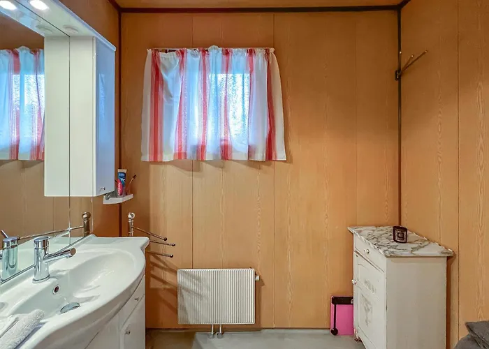 Lovely In With Wifi 度假居 *